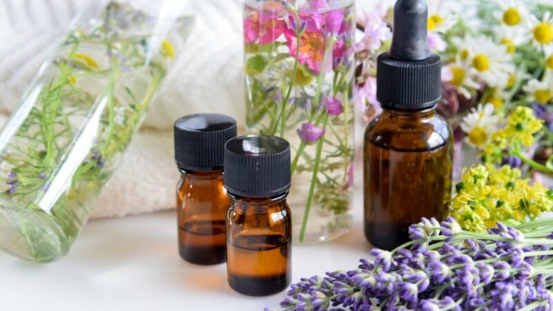 Aromathérapie pour soulager la ménopause : une approche naturelle pour gérer les symptômes