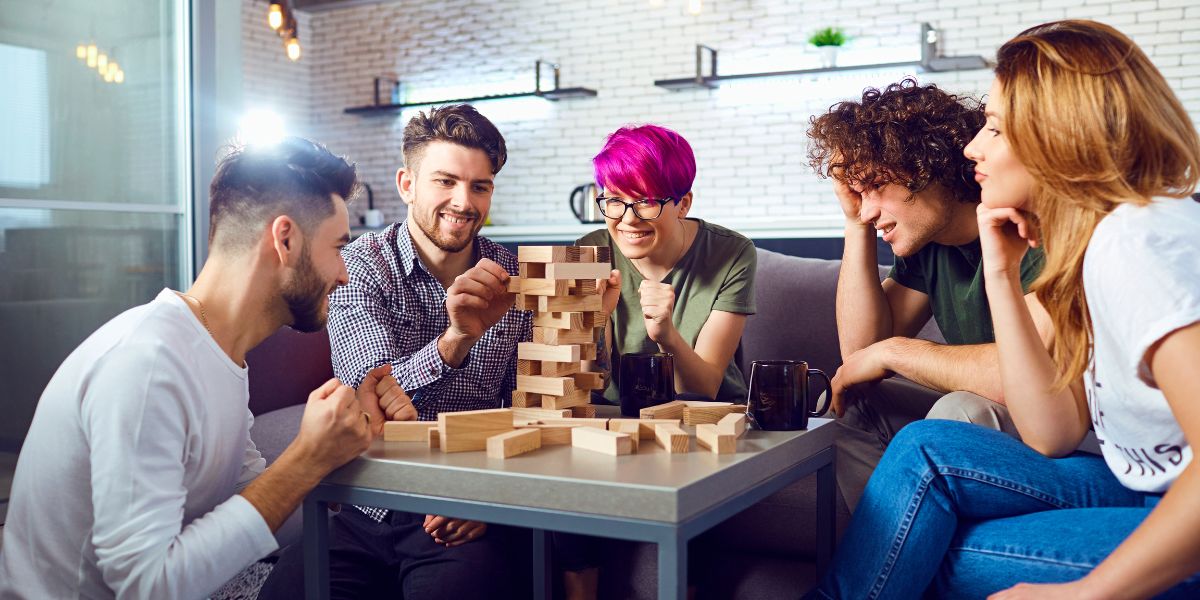 Envie de vous évader en vous amusant? Découvrez les bars à jeux de société !